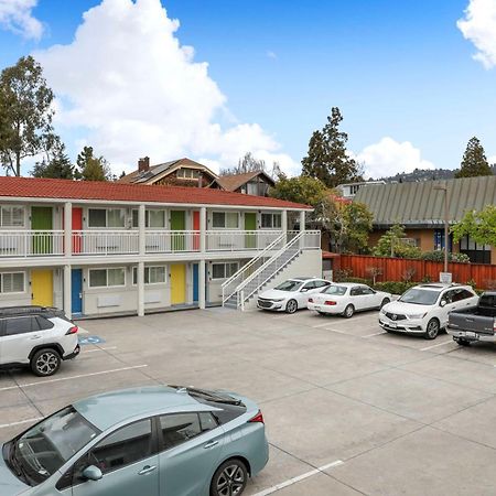 Signature Inn Berkeley Luaran gambar