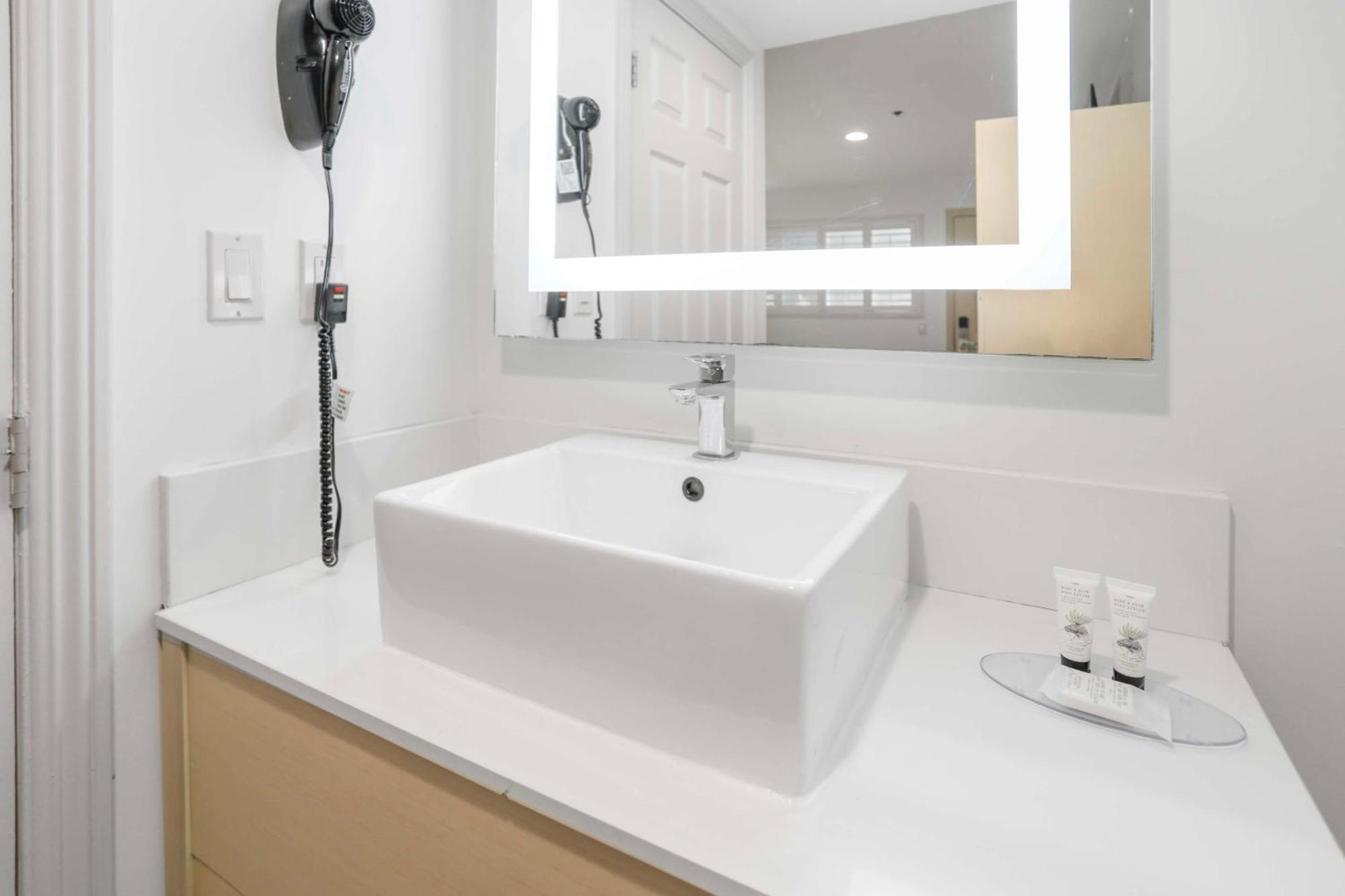 Signature Inn Berkeley Luaran gambar